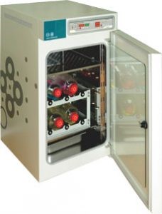 CO₂-инкубатор, 179 л, воздушная рубашка, ИК-датчик, роллерная система встроенная, NB-203QR