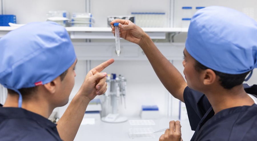 biotehnologicheskaya-kompaniya-zanimayushchaya-razrabotkoy-medicinskih-priborov-v-oblasti-reprodukcii.jpg