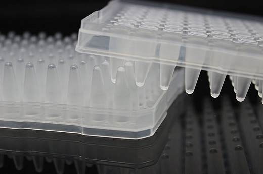Планшеты для ПЦР, 96-лун., с полуюбкой, стандартный профиль, прозрачные матовые, полипропилен